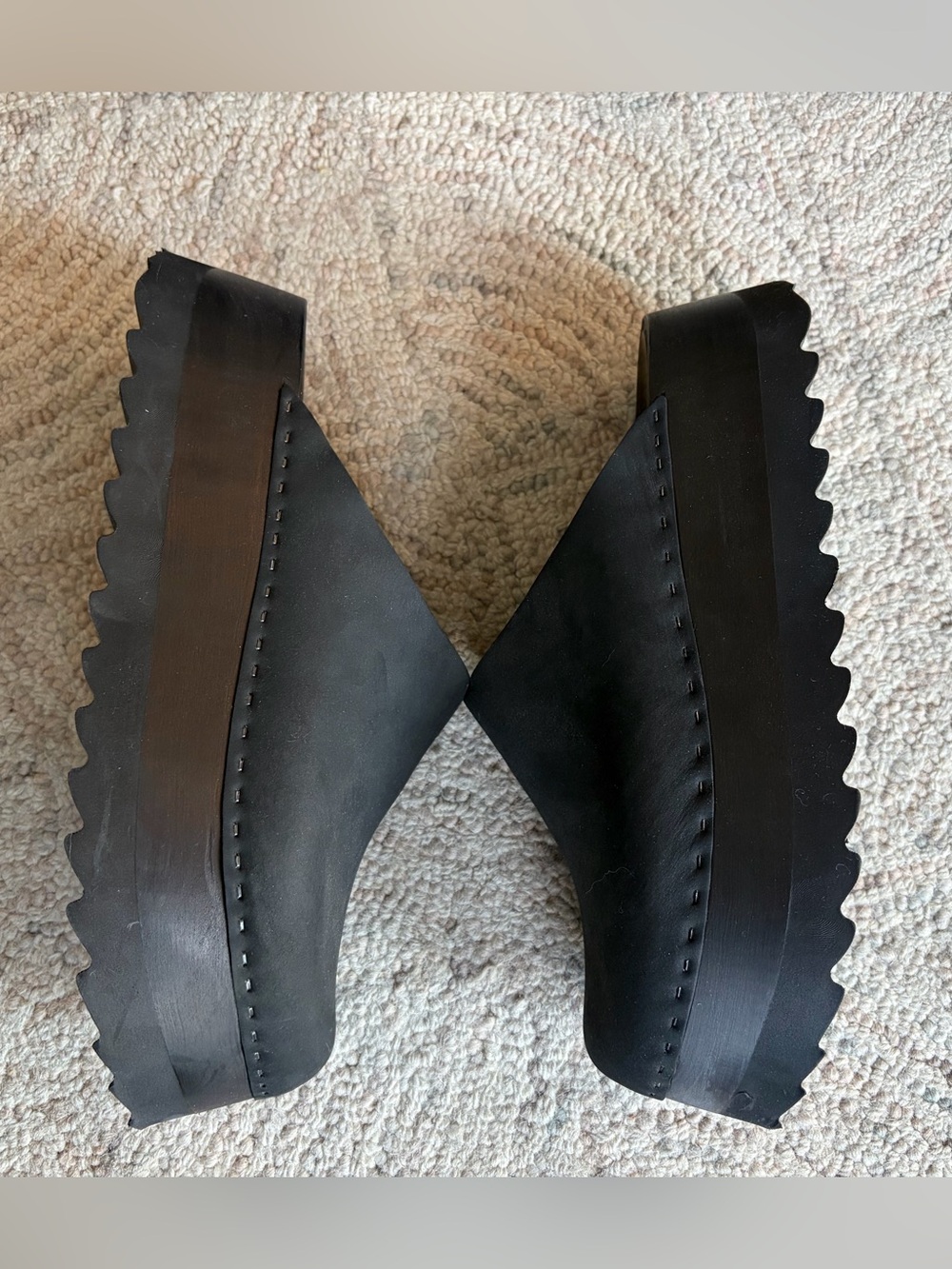 Bryr Chonk Clog in Monoblack | size 12 - Picture 4 of 6